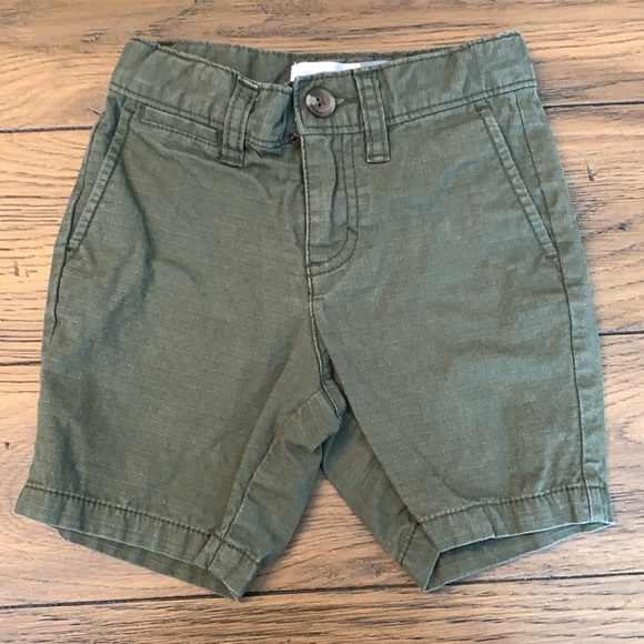 Boys 3T shorts lot of 5 - Picture 2 of 7